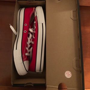 Brand new never worn red converse
